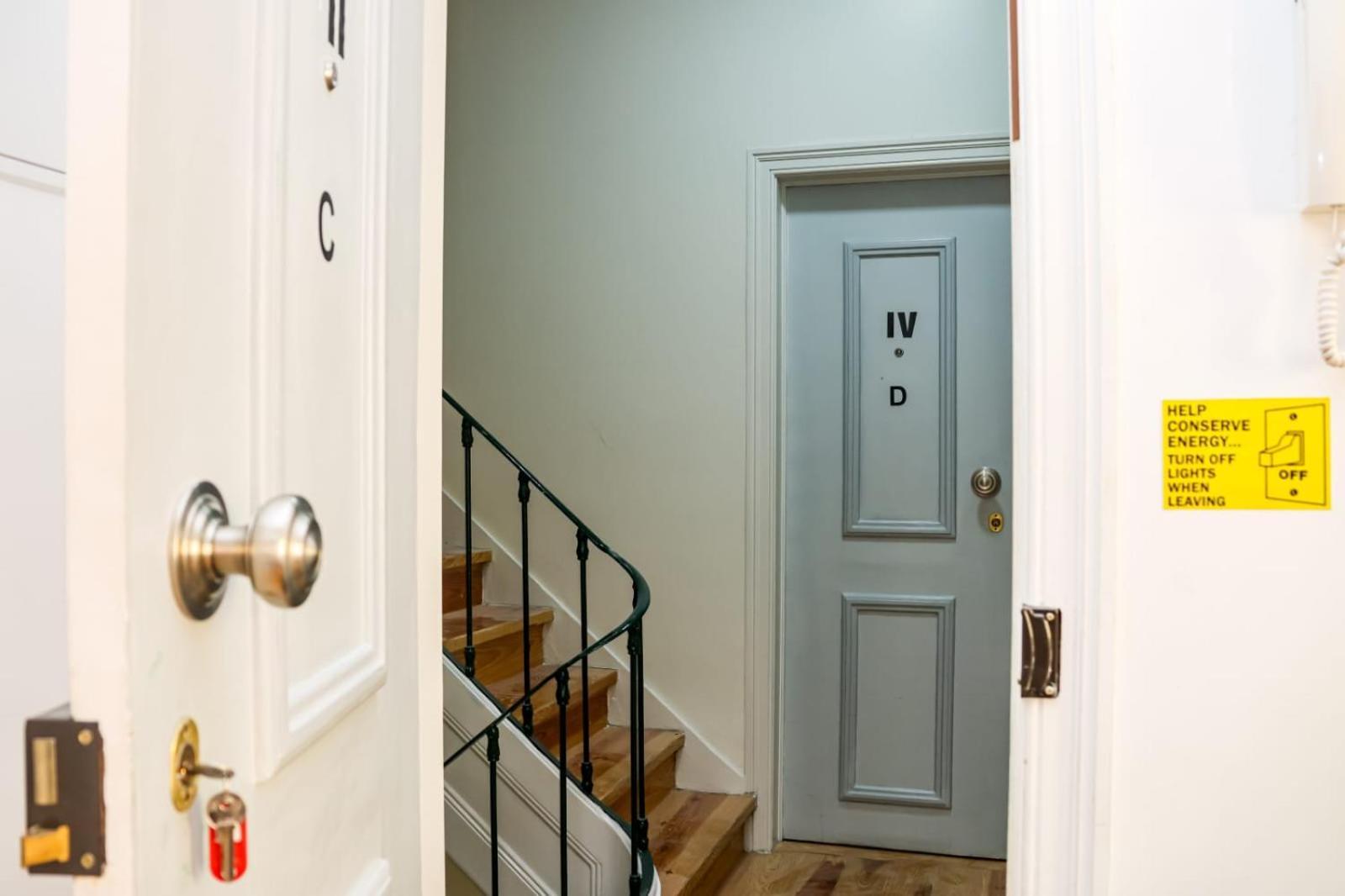 Residencia Queiros - Apartamento T1 리스본 외부 사진
