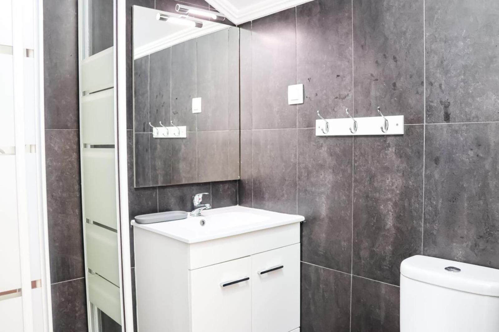 Residencia Queiros - Apartamento T1 리스본 외부 사진